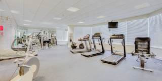 Elegance and Beachfront Condo Living Gallery 36