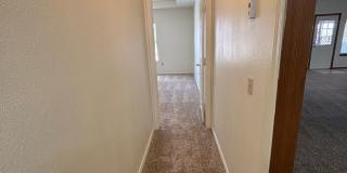 3br 2.5ba on Surrey Hills Golf Course!! Gallery 27