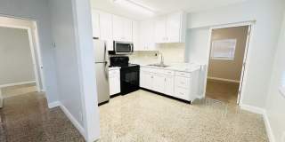 Gorgeous 2br/1ba duplex in Largo, move in ready! Gallery 4