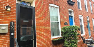 432 E Clement St Gallery 2