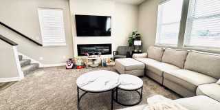 Beautiful and Spacious 4 Bedroom Home / New Construction! Gallery 7