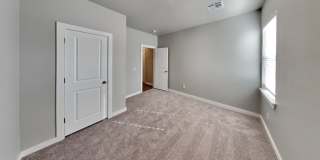 4 Bedroom 2 Bathroom 2 Car Garage Home in Oakdale School District Gallery 23