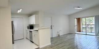 4852 N STATE ROAD 7 4852 N STATE ROAD 7 Gallery 1