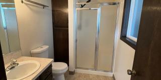 Beautiful One-Level Home with Sunroom, Vaulted Ceilings & Multiple Living Areas Gallery 21