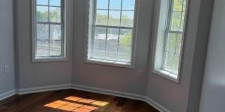 102 E Elizabeth Ave Gallery 30