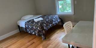 Charming 7 Bedroom Townhouse Gallery 4
