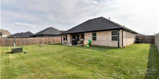 Stylish 3-Bedroom, 2-Bathroom Home for Rent! Gallery 26