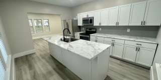 5 Bedroom / 2 Bath House - NEAR SEMO's CAMPUS Gallery 5