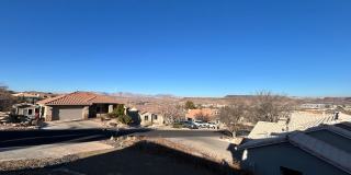 Available August 17! 2 Bed, 2 Bath, 2 Car Garage With AMAZING Views! Gallery 37