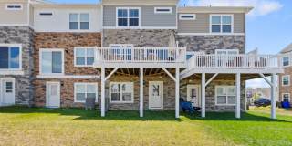 10893 DRUMMOND Place Gallery 28