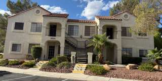 Charming 2-Bedroom Condo in Gated Community Charming 2-Bedroom Condo in Gated Community Gallery 1