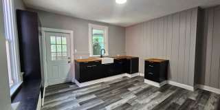 Update 2 bedroom House for Rent Gallery 4