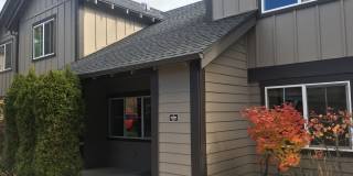 NW 3x2 townhome with primary bedroom on the main level Gallery 3