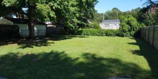 Renovated 3 Bedroom Home with fenced in back yard Gallery 14