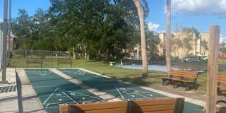 1 bedroom 1 bathroom furnished condo Gallery 17