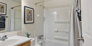 Shadeland Terrace Townhomes with Full Basements Gallery 5