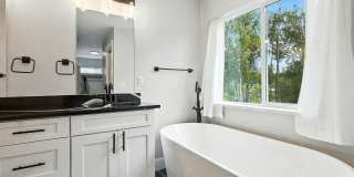 Charming & Updated 4BD/2.5BA! Charming & Updated 4BD/2.5BA! Gallery 49