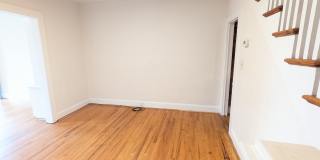 Charming Historic townhouse in downtown Frederick available mid June! Gallery 16