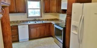 Very nice 3BR Rancher with appliances near Shunga Trails! Gallery 5