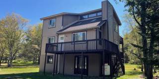 124 Chapman Circle Gallery 1