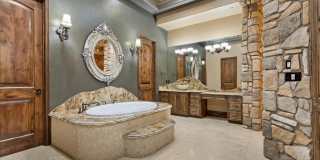 514 Mandalay Court Gallery 69