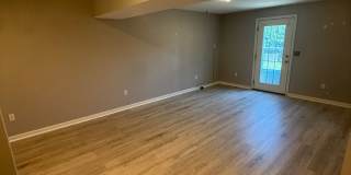 4 Bedroom 3.5 Bathroom Duplex Gallery 19
