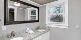 Walkable State Street Gem in the Heart of West Columbia Gallery 26