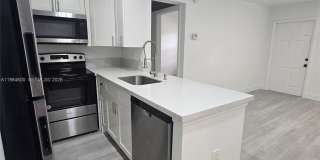 10020 Winding Lake Rd Gallery 6