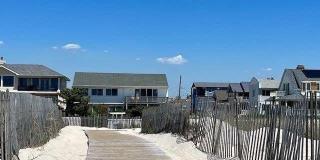 3 Oswego Avenue Gallery 1