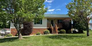 3 Bedroom / 3 Bath Brick Home - Gray TN Gallery 1