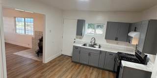 1362 Garnet Gallery 7