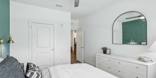 Maggie Flats Gallery 63