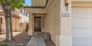 Gorgeous 4 Bedroom Home with Modern Style in Summerlin with Greenbelt Gorgeous 4 Bedroom Home with Modern Style in Summerlin with Greenbelt Gallery 1