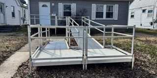 925 Stanley Avenue Gallery 1