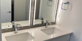 Gorgeous, Modern 3 Bedroom 4 Bathroom Townhouse Near Sloan's Lake Gallery 1