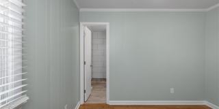 552 S 22nd Avenue Gallery 35