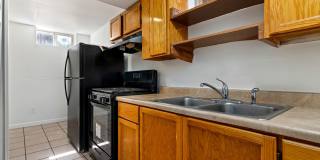 Updated 6 bedroom home is a must see!! Gallery 10