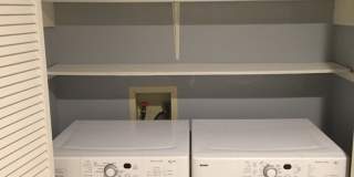 Gorgeous Updated 2BR 3BA Town house Gallery 16