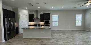 10319 W Harmony Ln Gallery 7