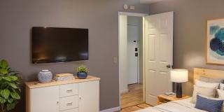 2741 Pillsbury Gallery 6