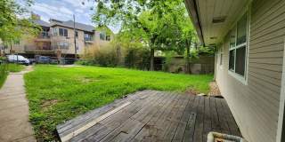 Top of the line 6 bed in West Campus!!! 1913!!! Gallery 27