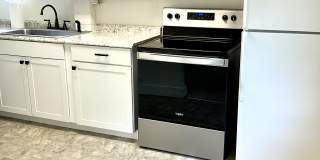 2139 4th St Gallery 1