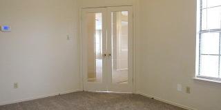 401 E Hogan Drive Gallery 8