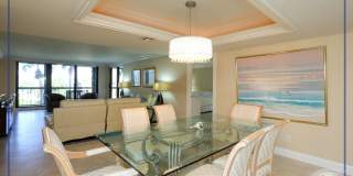 **PARK SHORE BEAUTY WALK TO VENETIAN VILLAGE ** ESPLANADE** NICE AMENITIES ** 2 BEDROOM CONDO ON THE BEACH ** Gallery 17