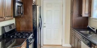 4836 N. Paulina Apt. Gallery 4