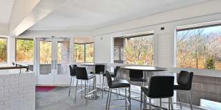 Cedar Ridge Apartments and Townhomes Gallery 16