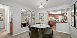 Versailles on the Lakes Oakbrook Gallery 25