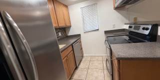 Spacious 2 bedroom 2 bathroom condo in gated community Gallery 11