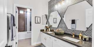 271 Spectacular Street Gallery 26