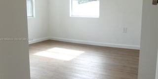 2275 NW 99th Terrace, Miami, FL 33147 Gallery 9